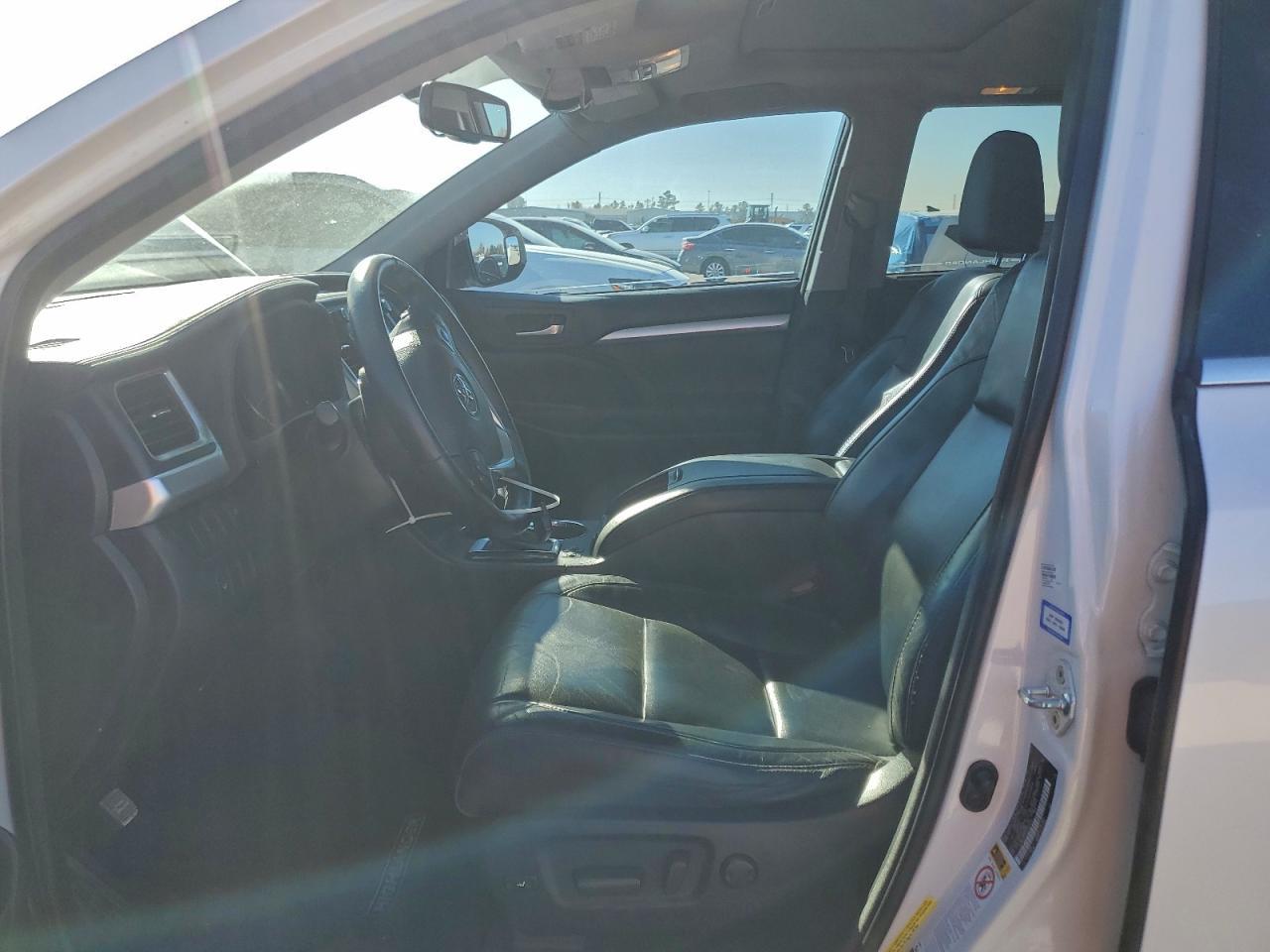 2015 TOYOTA HIGHLANDER