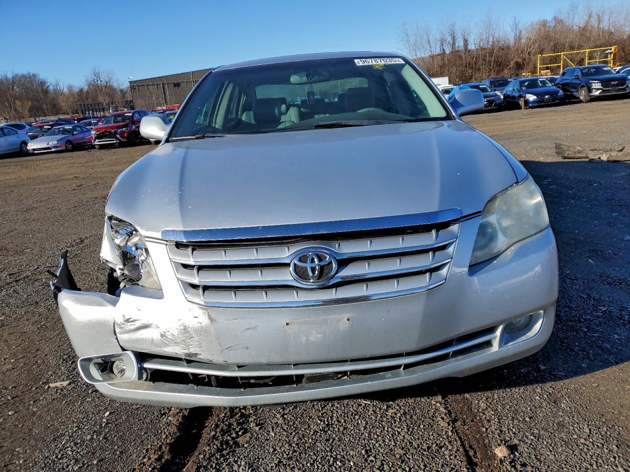 2006 TOYOTA Avalon
