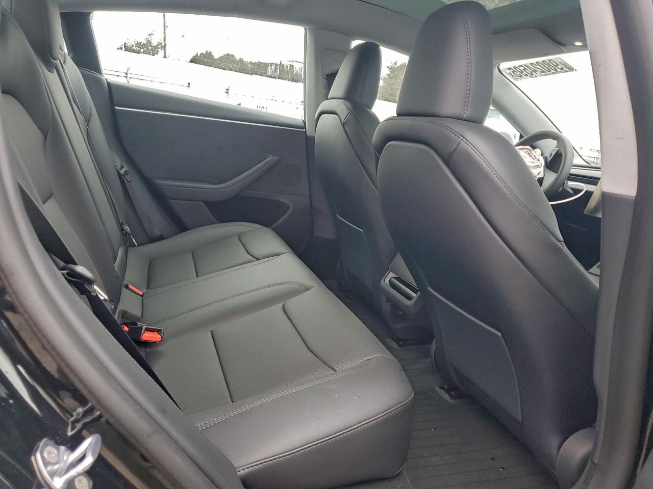 2026 TESLA MODEL 3