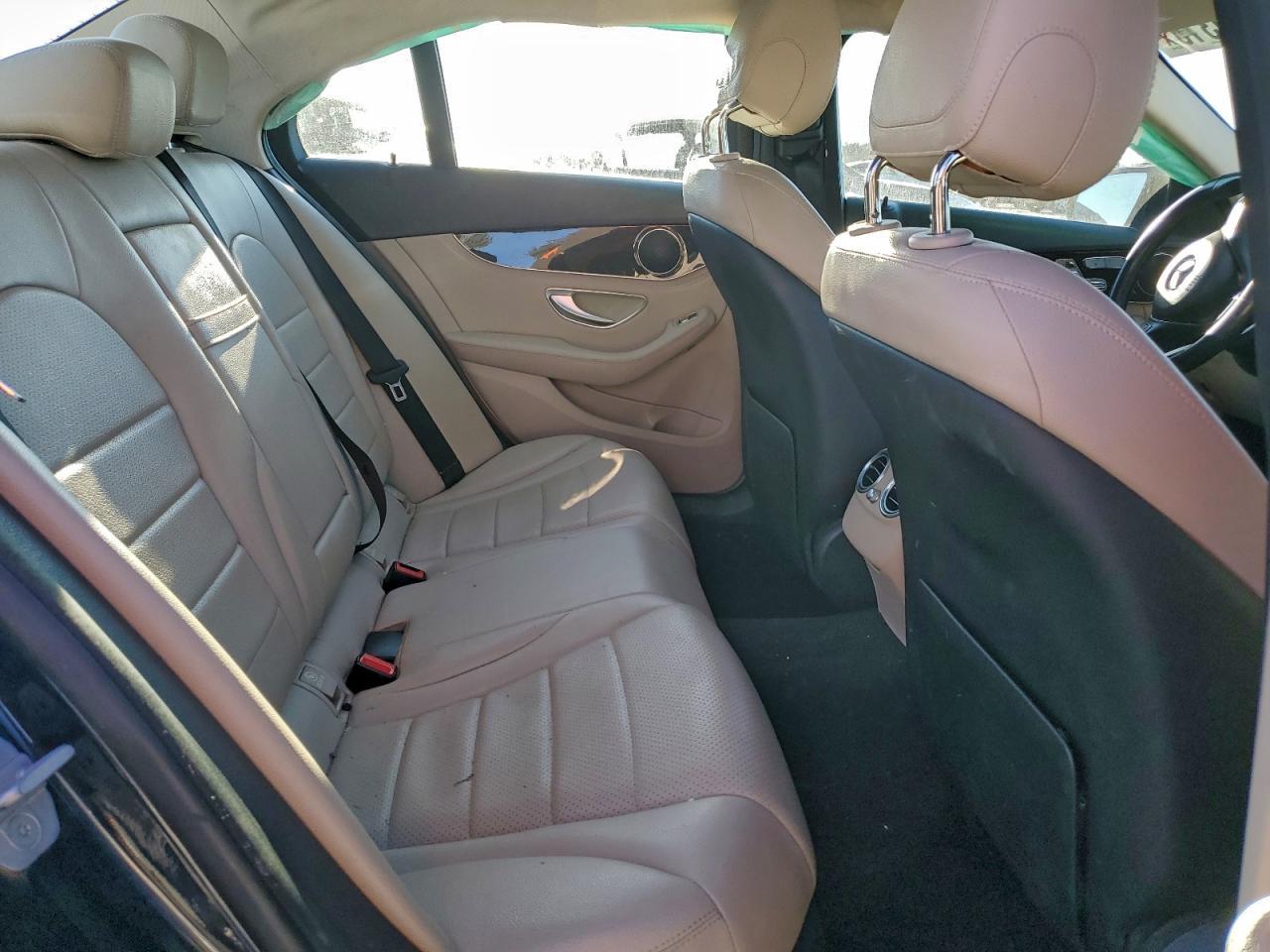 2015 MERCEDES-BENZ C-CLASS