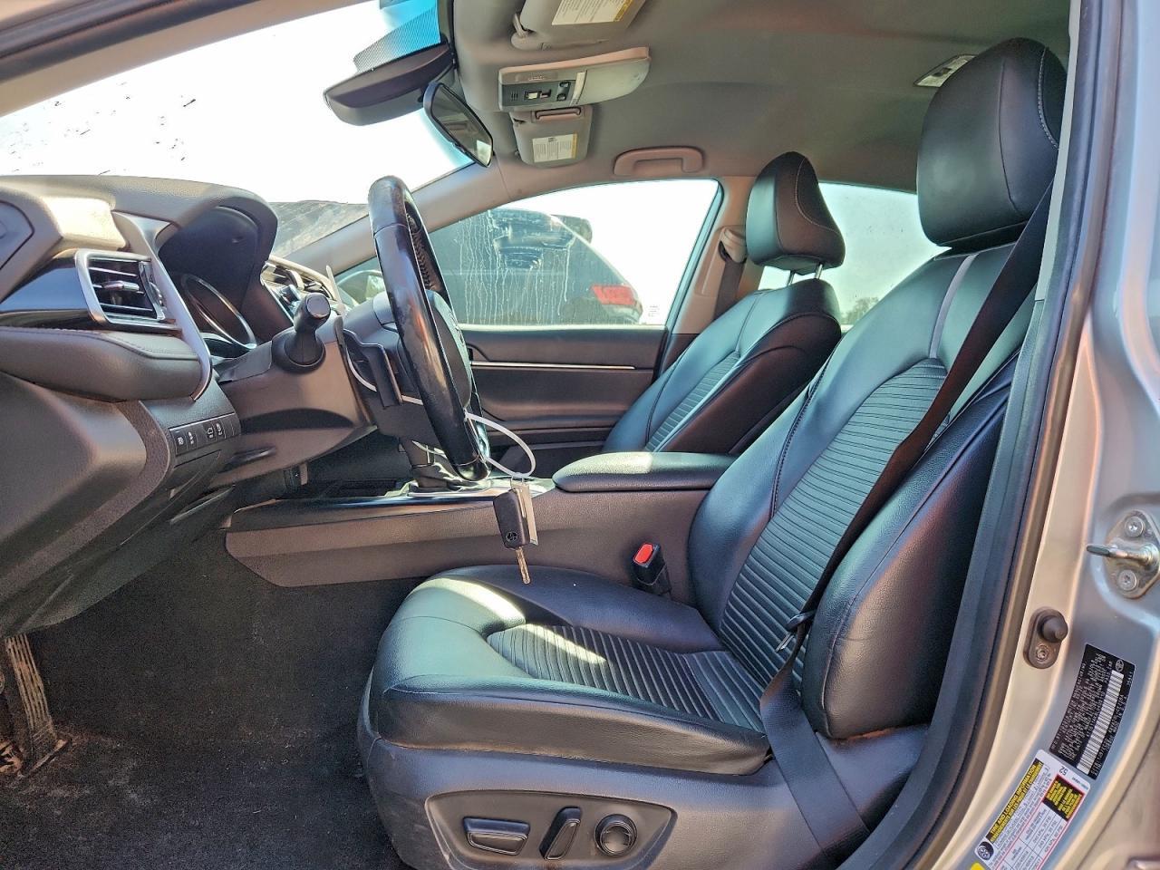 2020 TOYOTA CAMRY