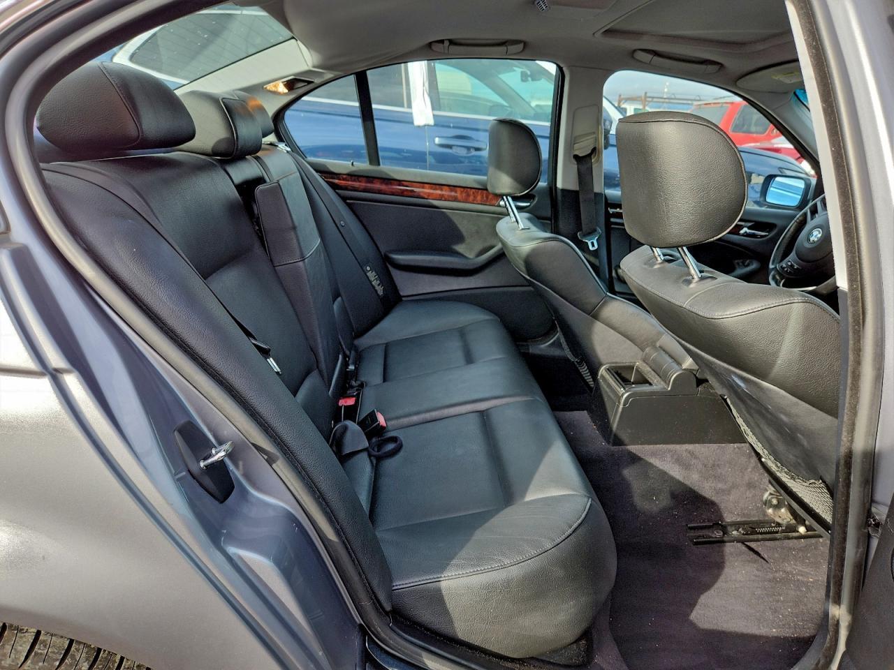 2005 BMW 3 SERIES