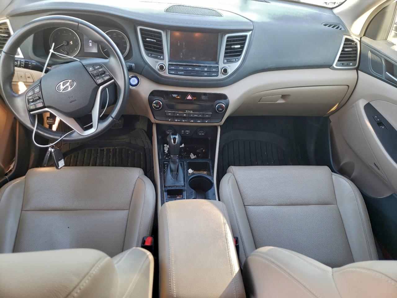 2017 HYUNDAI TUCSON
