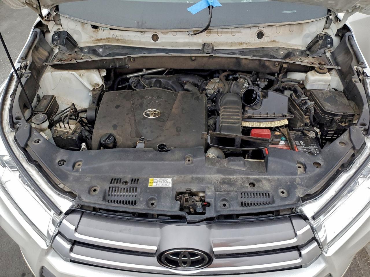 2019 TOYOTA HIGHLANDER