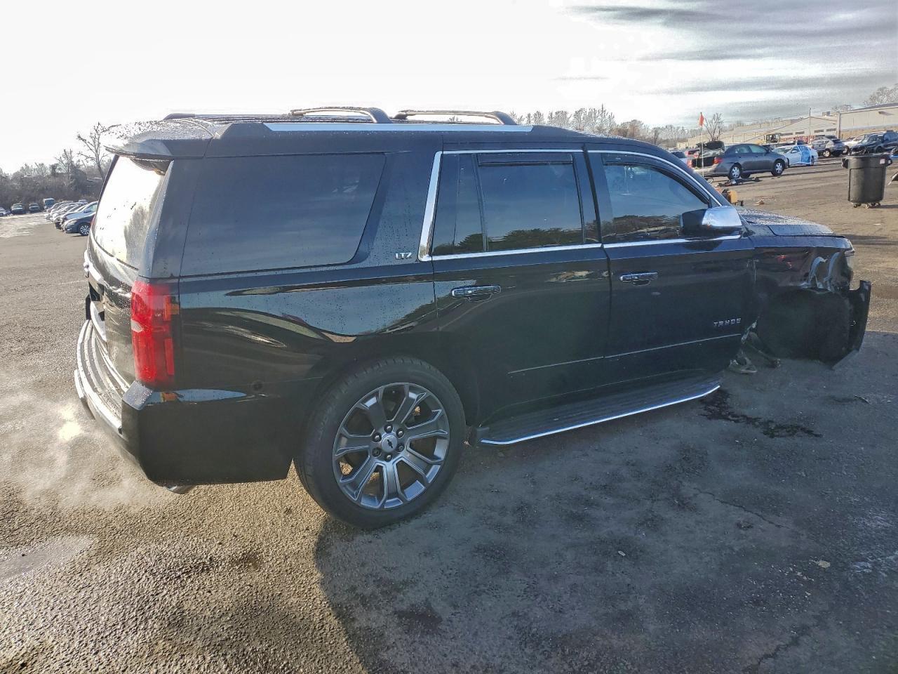 2016 CHEVROLET Tahoe