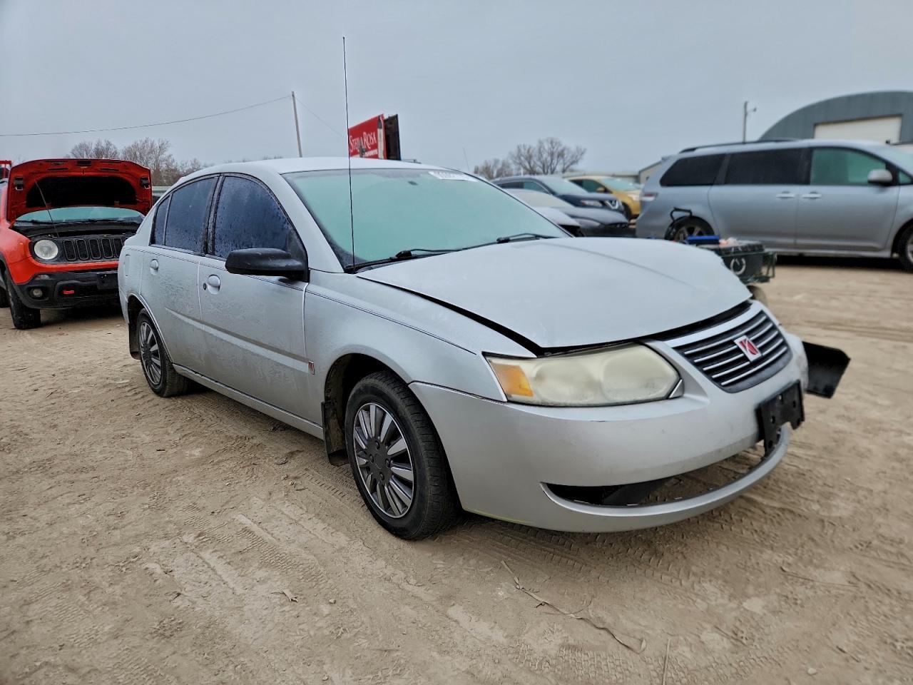 2005 SATURN Ion