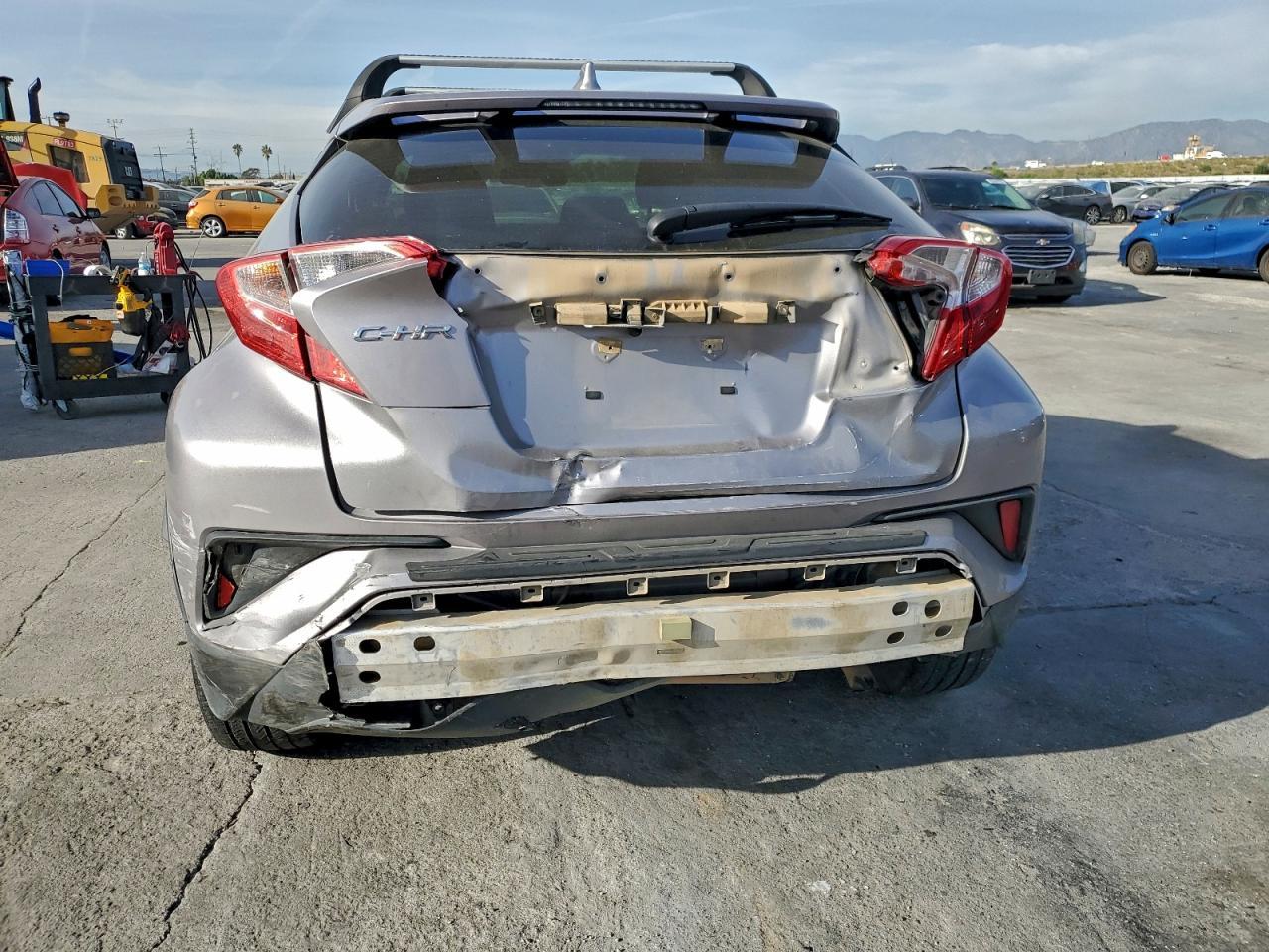 2019 TOYOTA C-HR