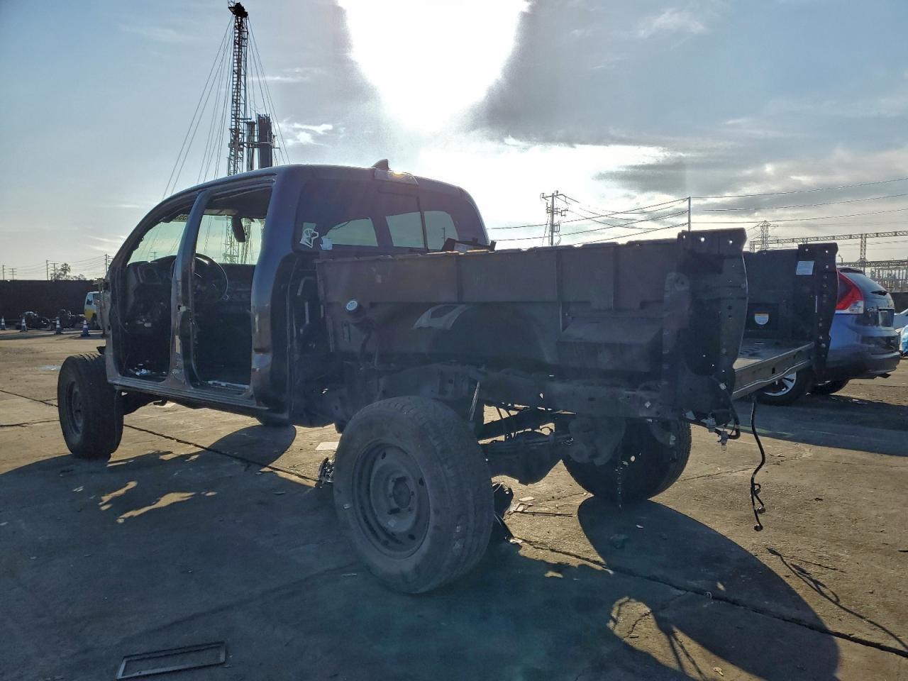 2017 TOYOTA TACOMA