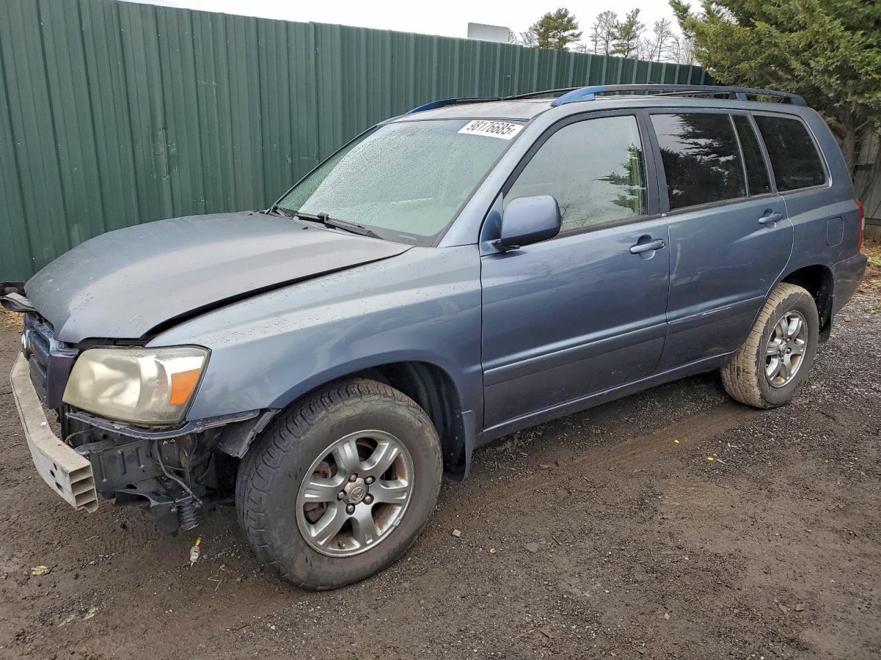 2005 TOYOTA HIGHLANDER