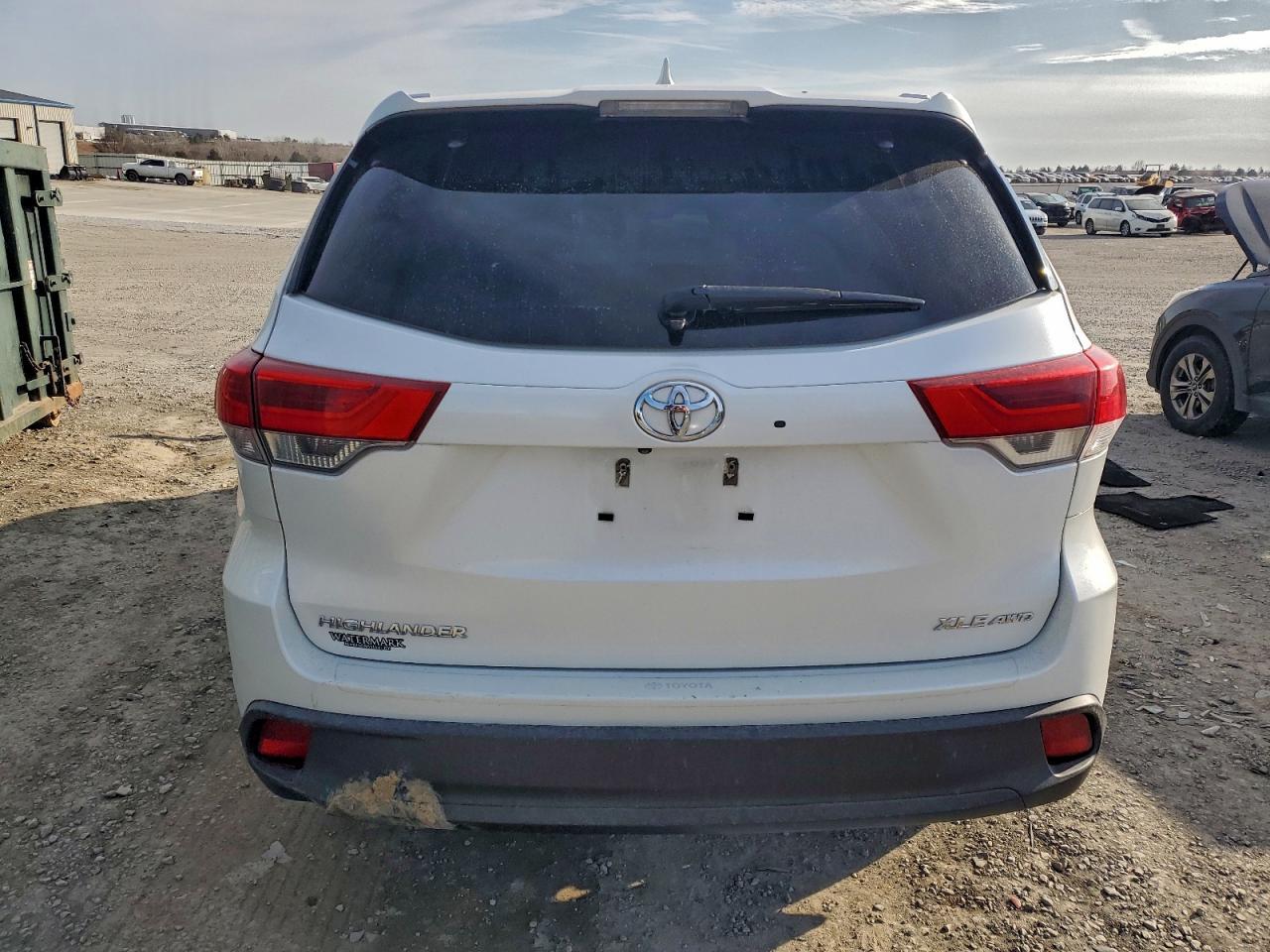 2019 TOYOTA HIGHLANDER