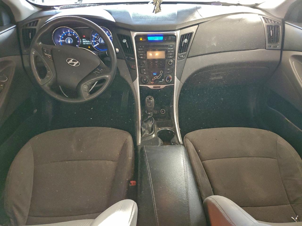 2013 HYUNDAI SONATA