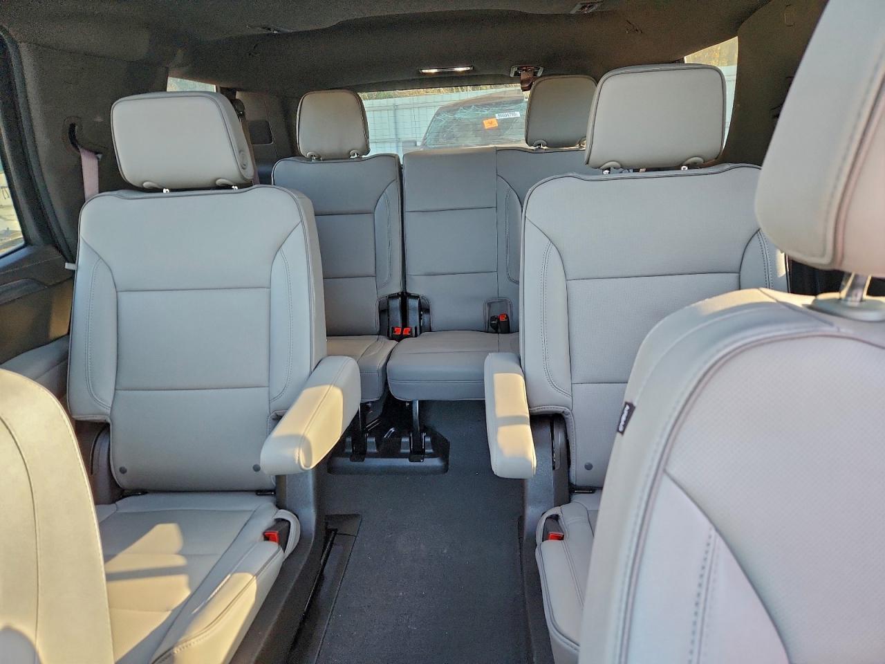 2023 GMC Yukon