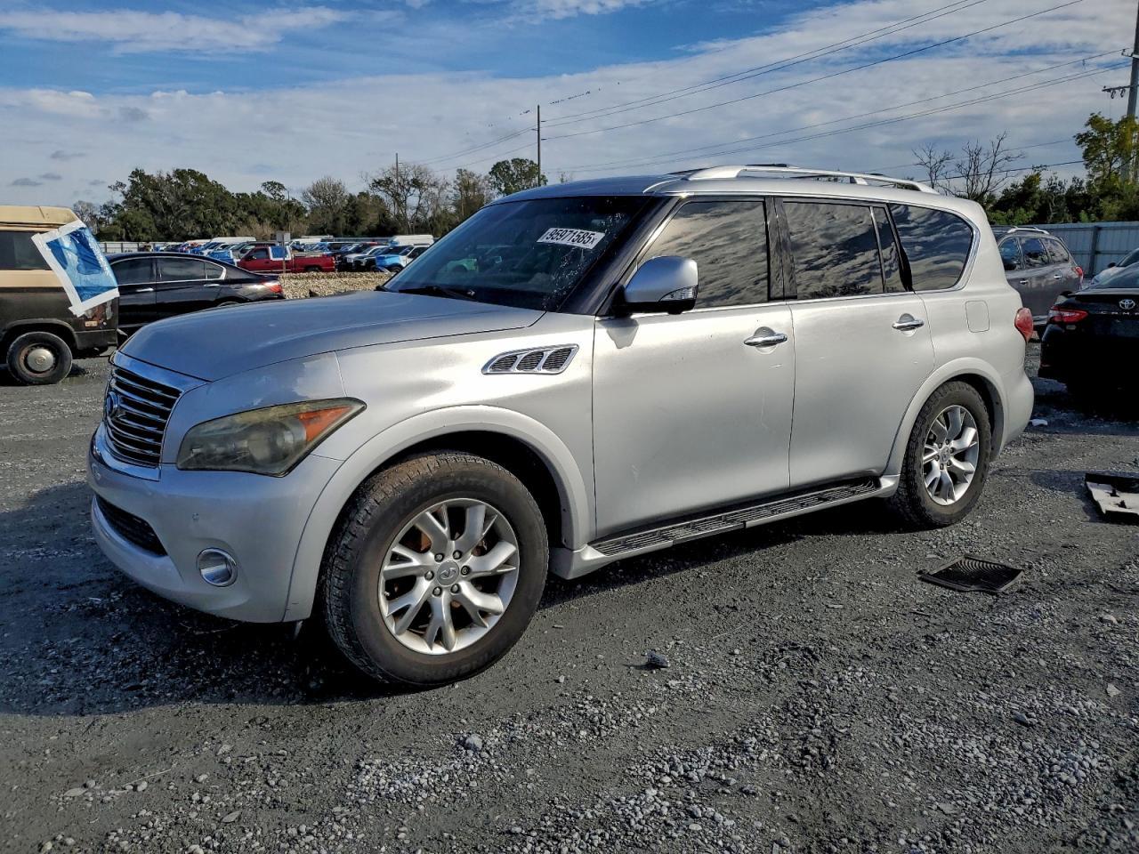 2012 INFINITI QX56