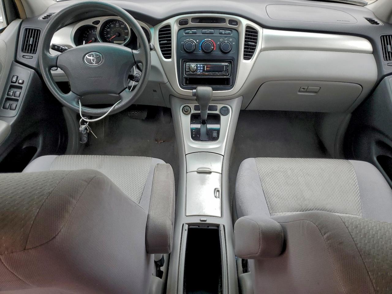 2006 TOYOTA HIGHLANDER