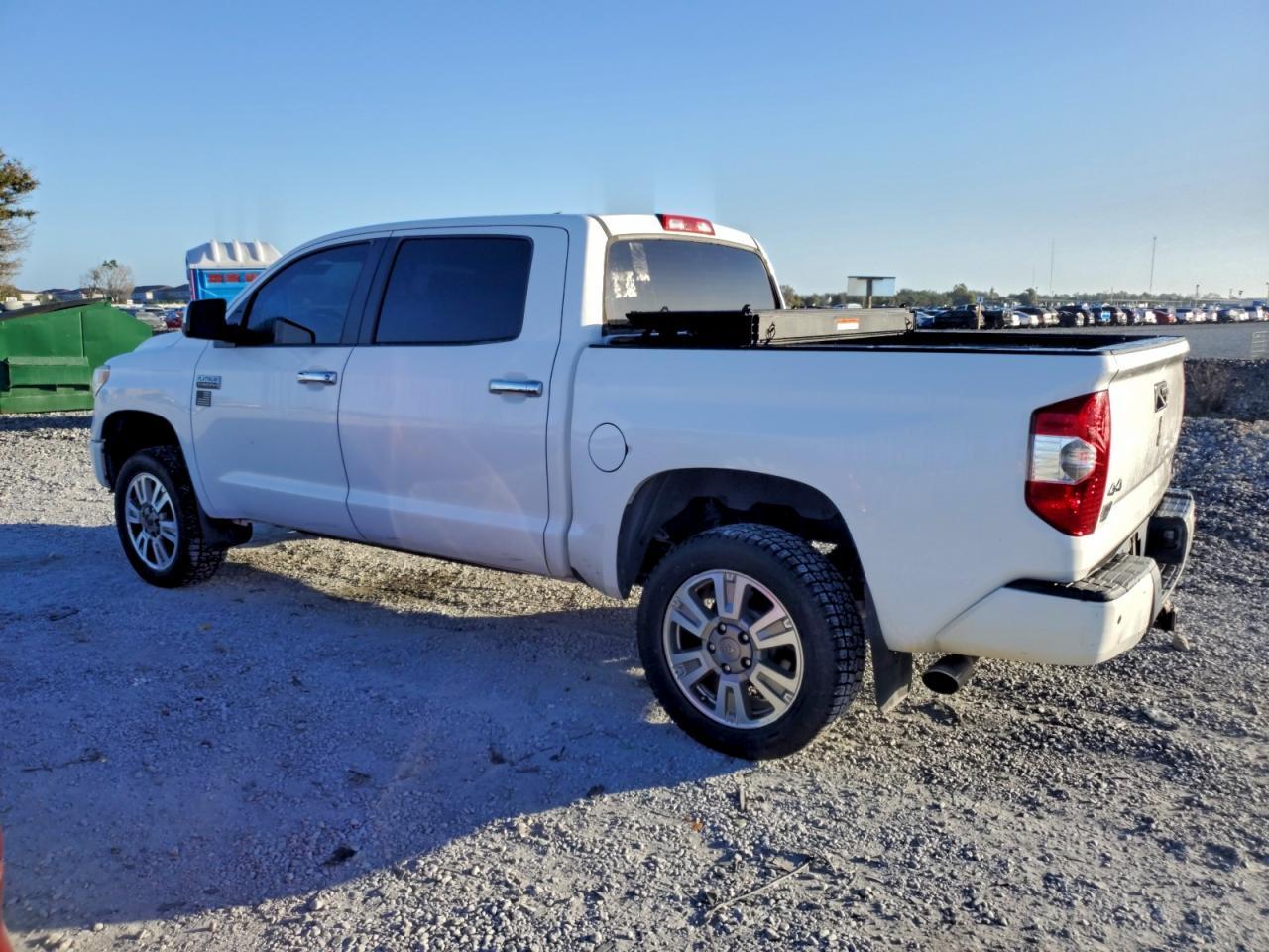 2017 TOYOTA TUNDRA