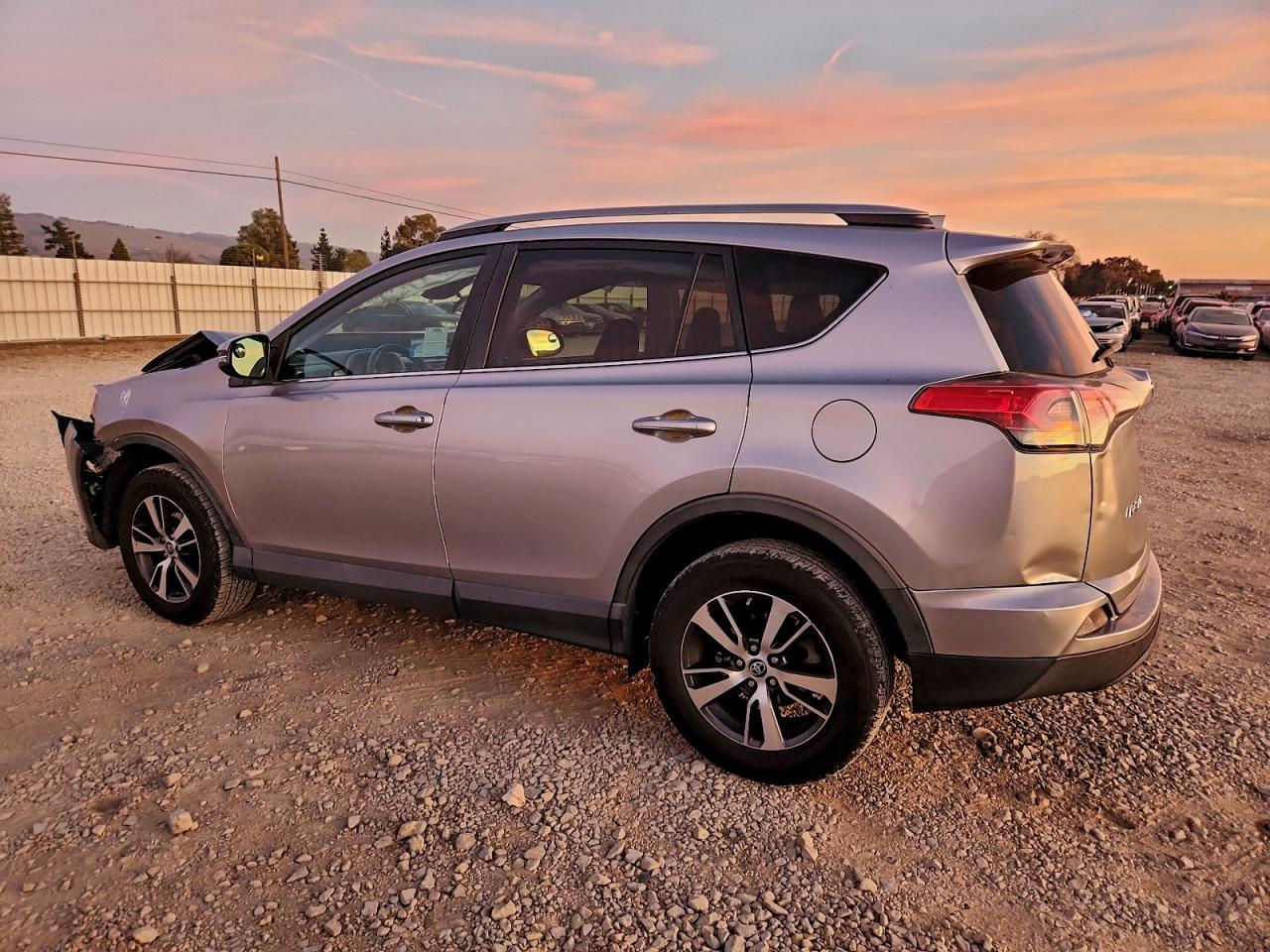 2018 TOYOTA RAV4