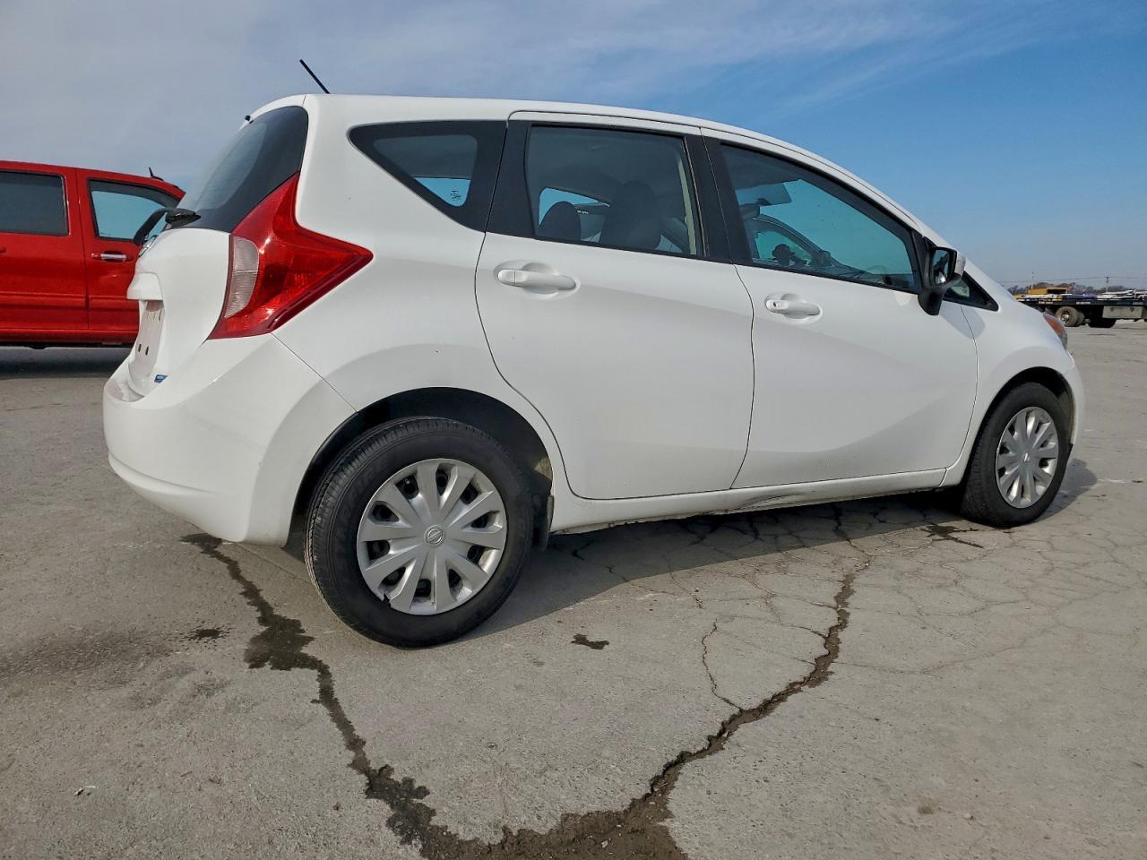 2016 NISSAN Versa Note