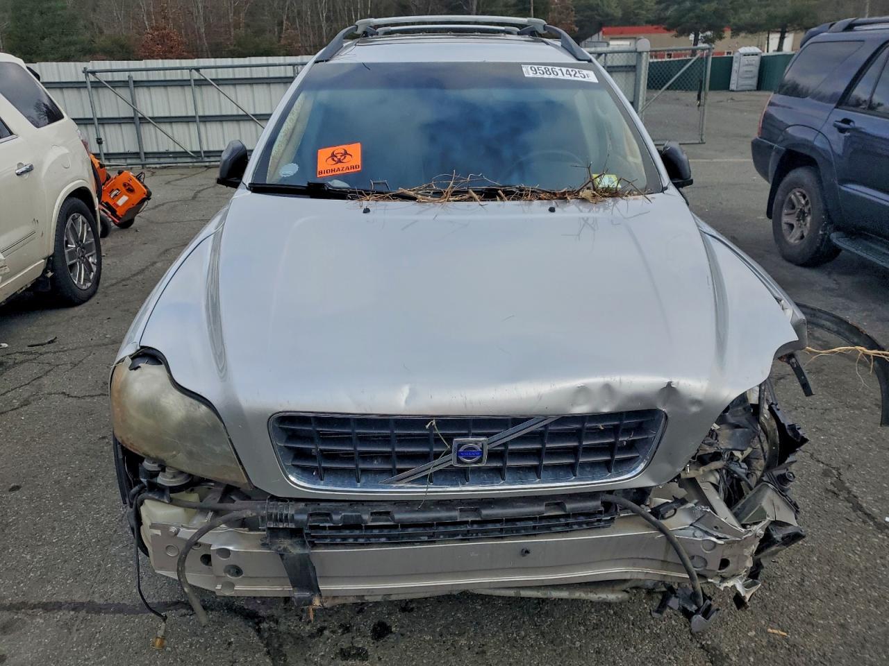 2003 VOLVO XC90