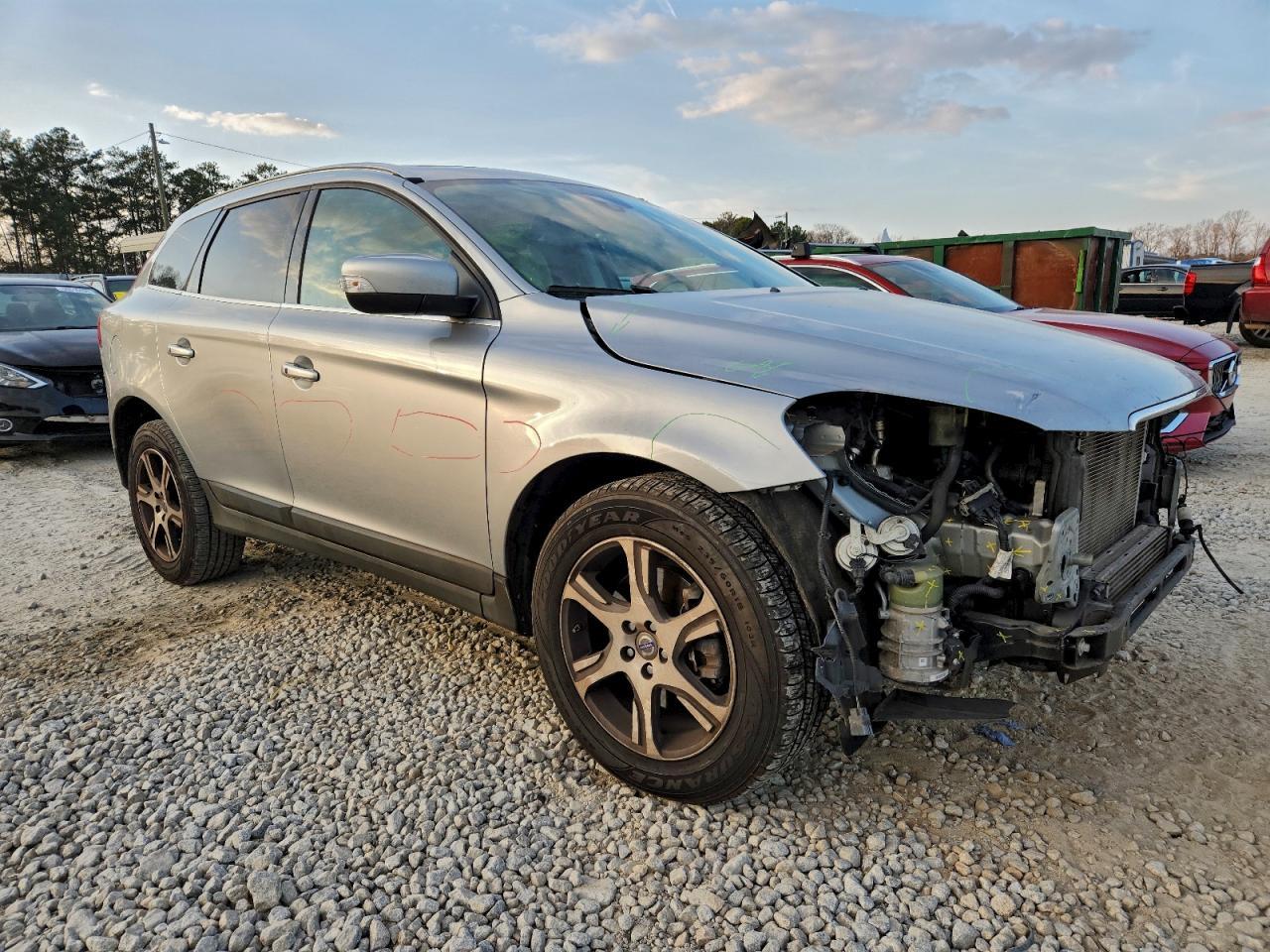2013 VOLVO XC60