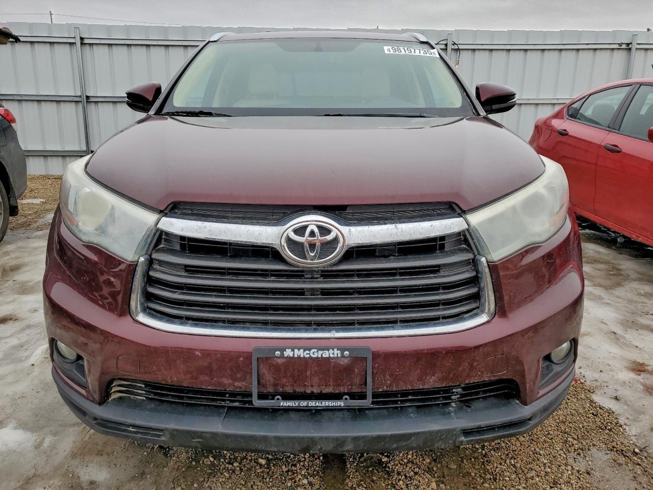 2016 TOYOTA HIGHLANDER