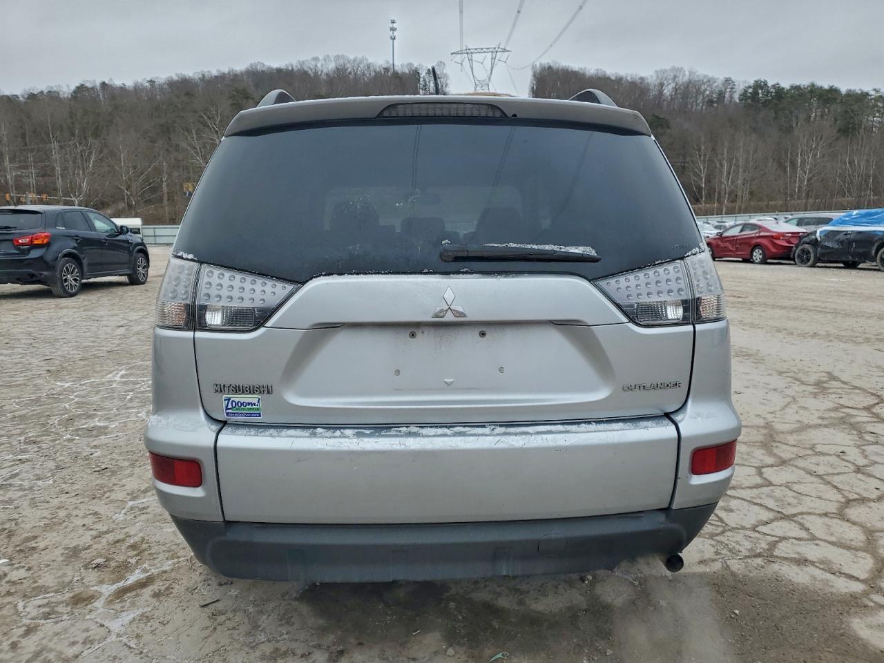 2011 MITSUBISHI outlander