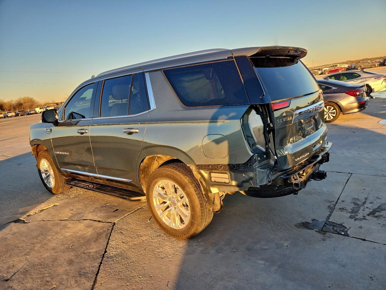 2024 GMC Yukon