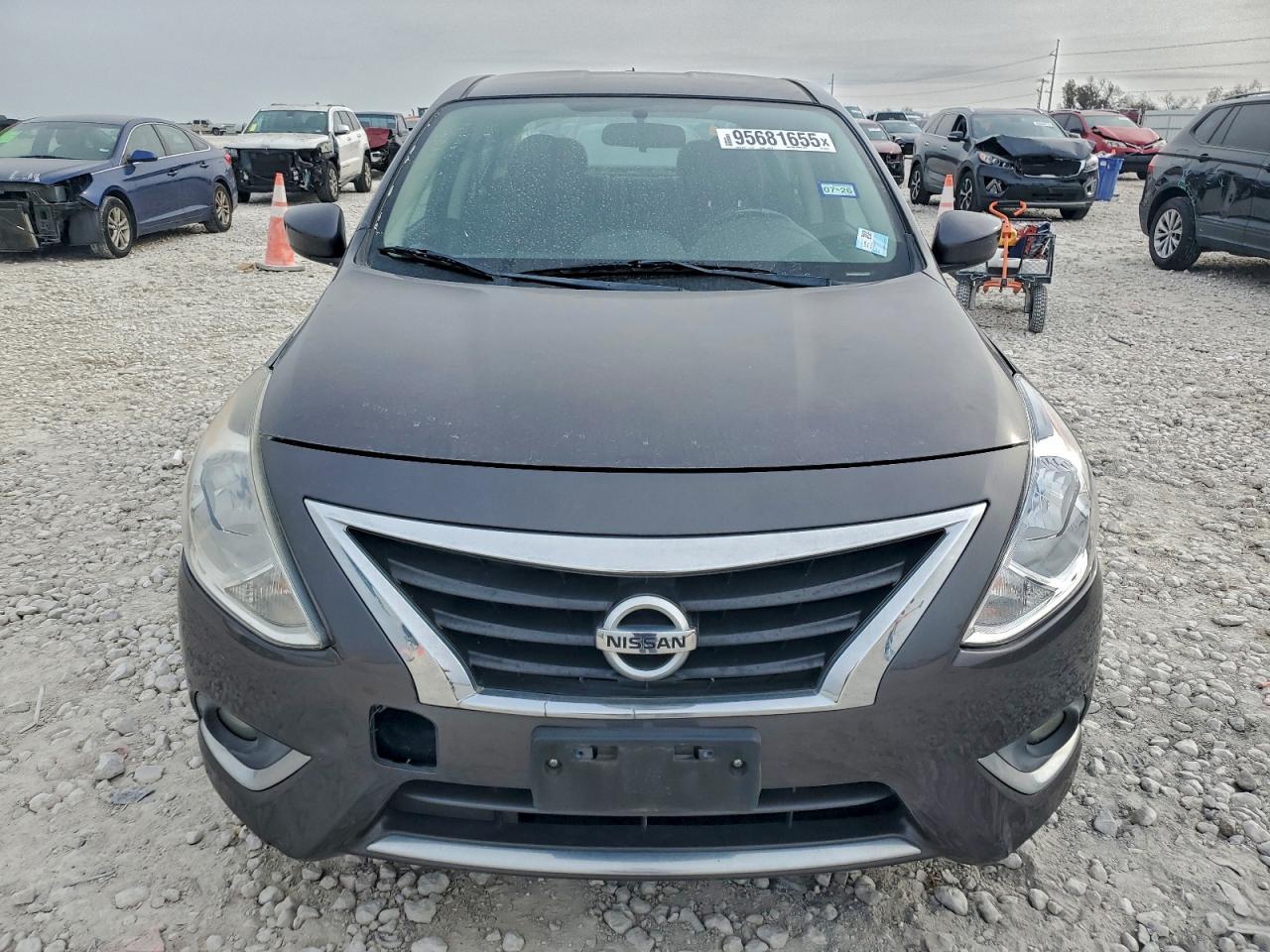 2015 NISSAN VERSA