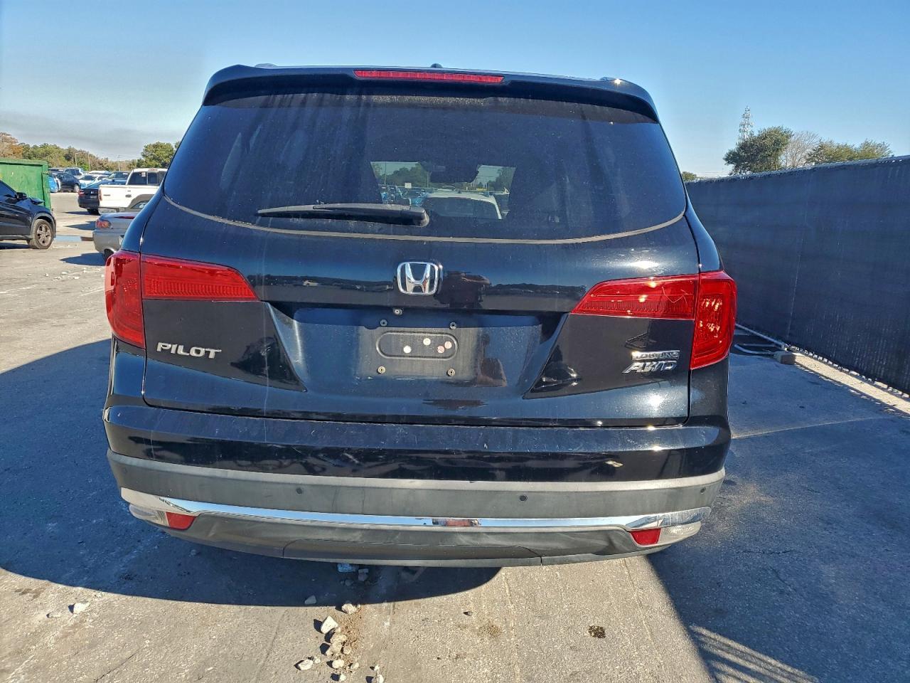 2017 HONDA PILOT