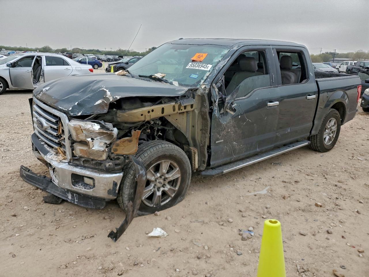 2015 FORD F-150