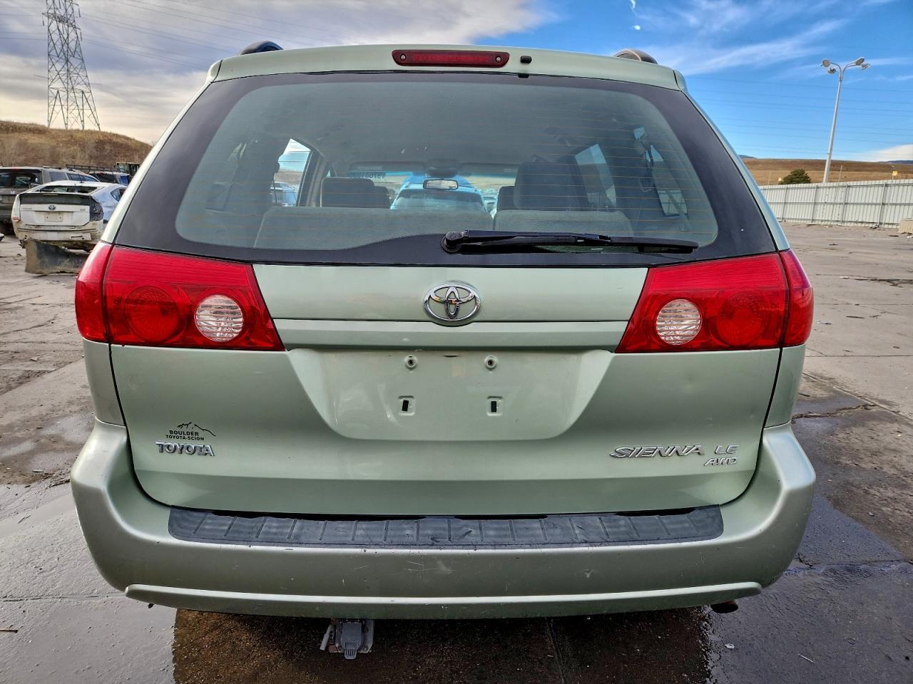 2008 TOYOTA SIENNA