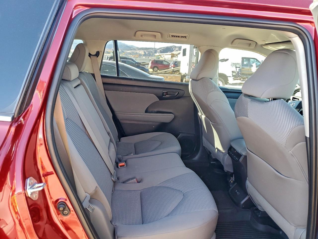 2021 TOYOTA HIGHLANDER