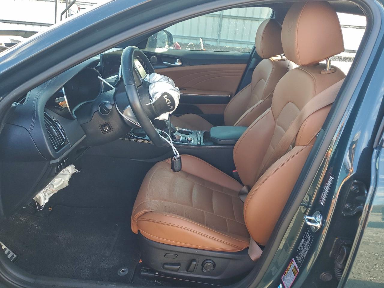 2023 KIA Stinger