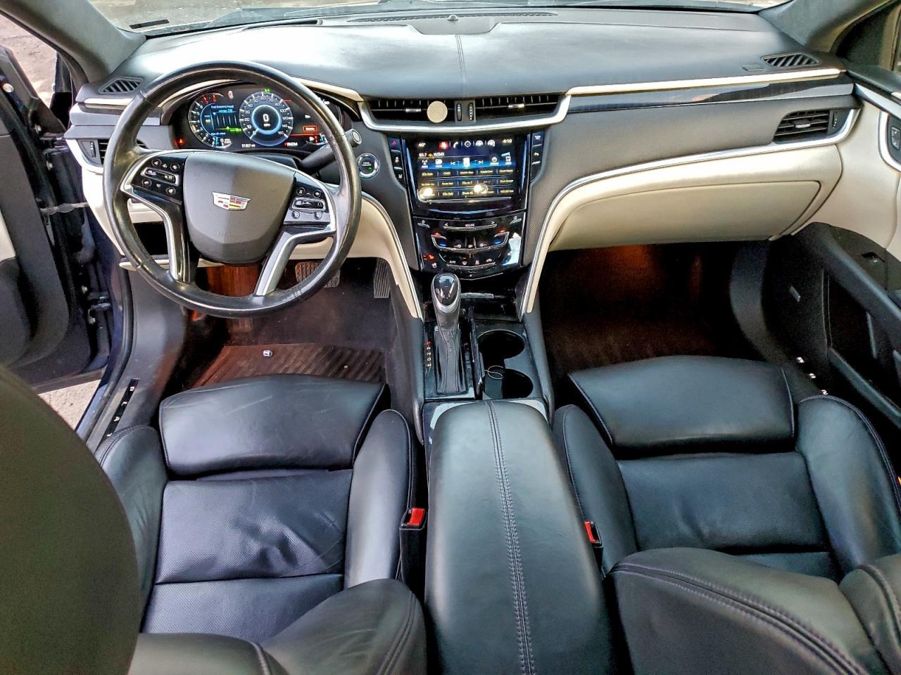 2016 CADILLAC XTS