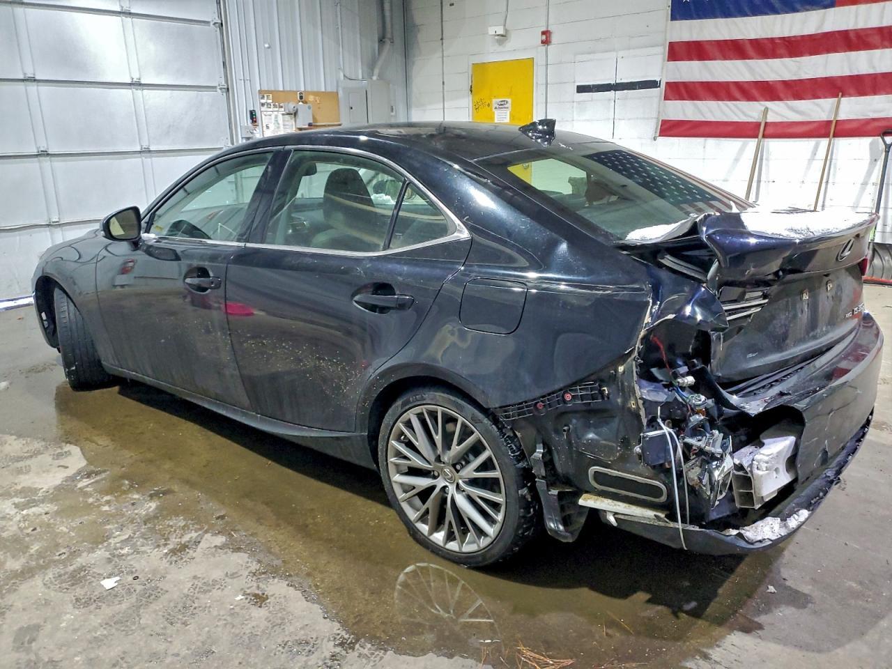 2016 LEXUS IS 300