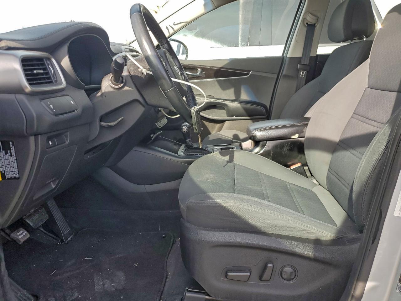 2016 KIA SORENTO