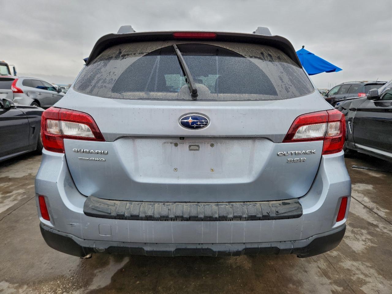 2015 SUBARU Outback