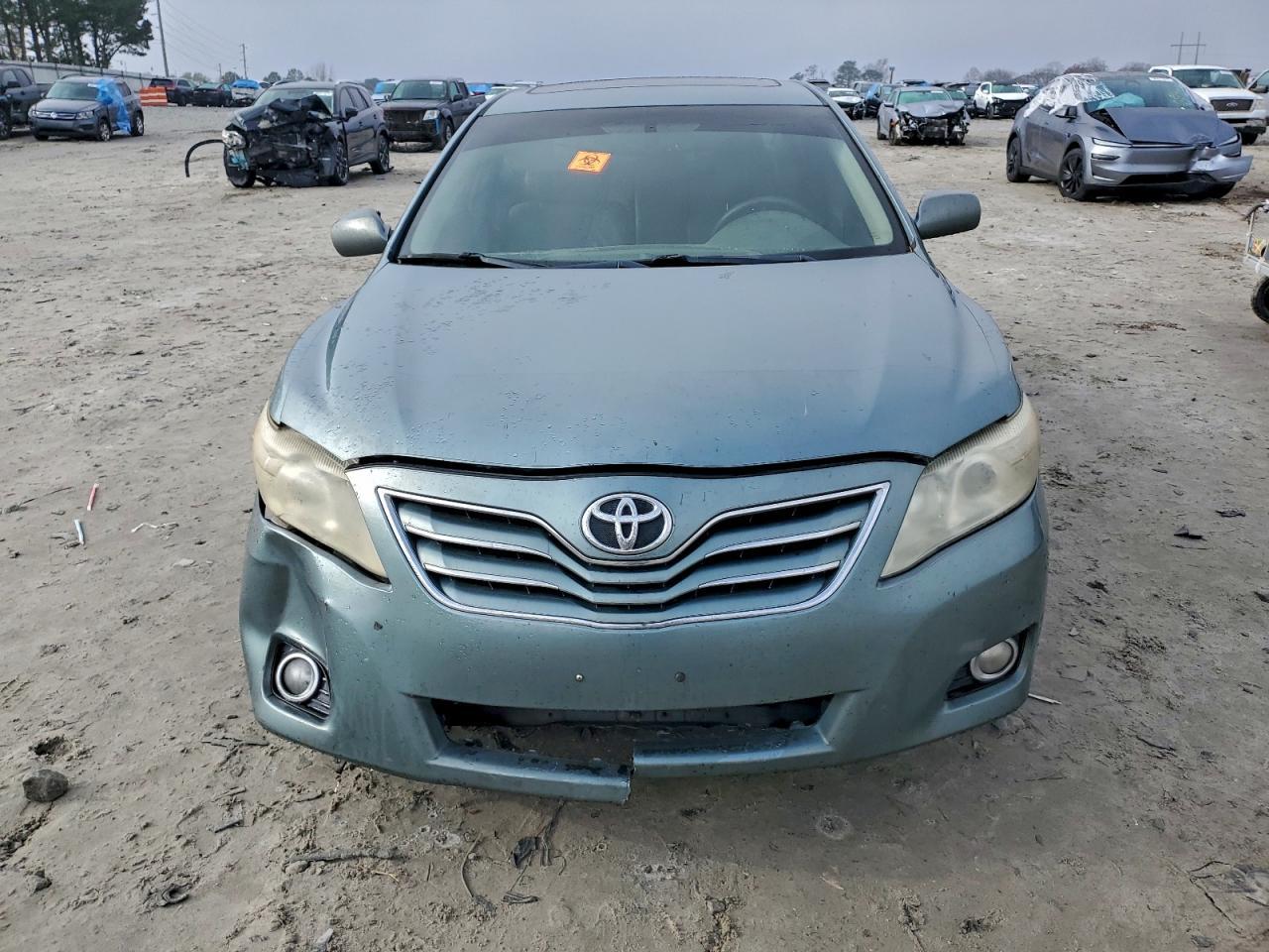 2010 TOYOTA CAMRY