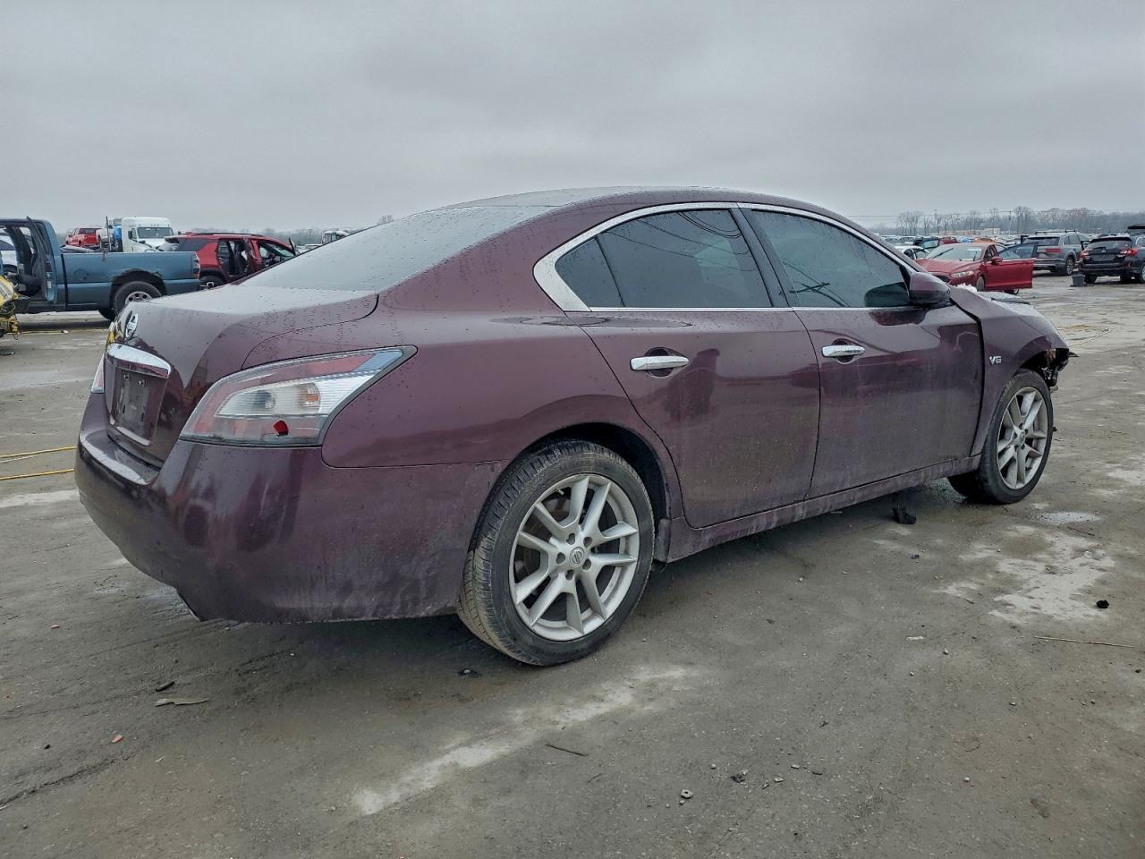 2014 NISSAN Maxima