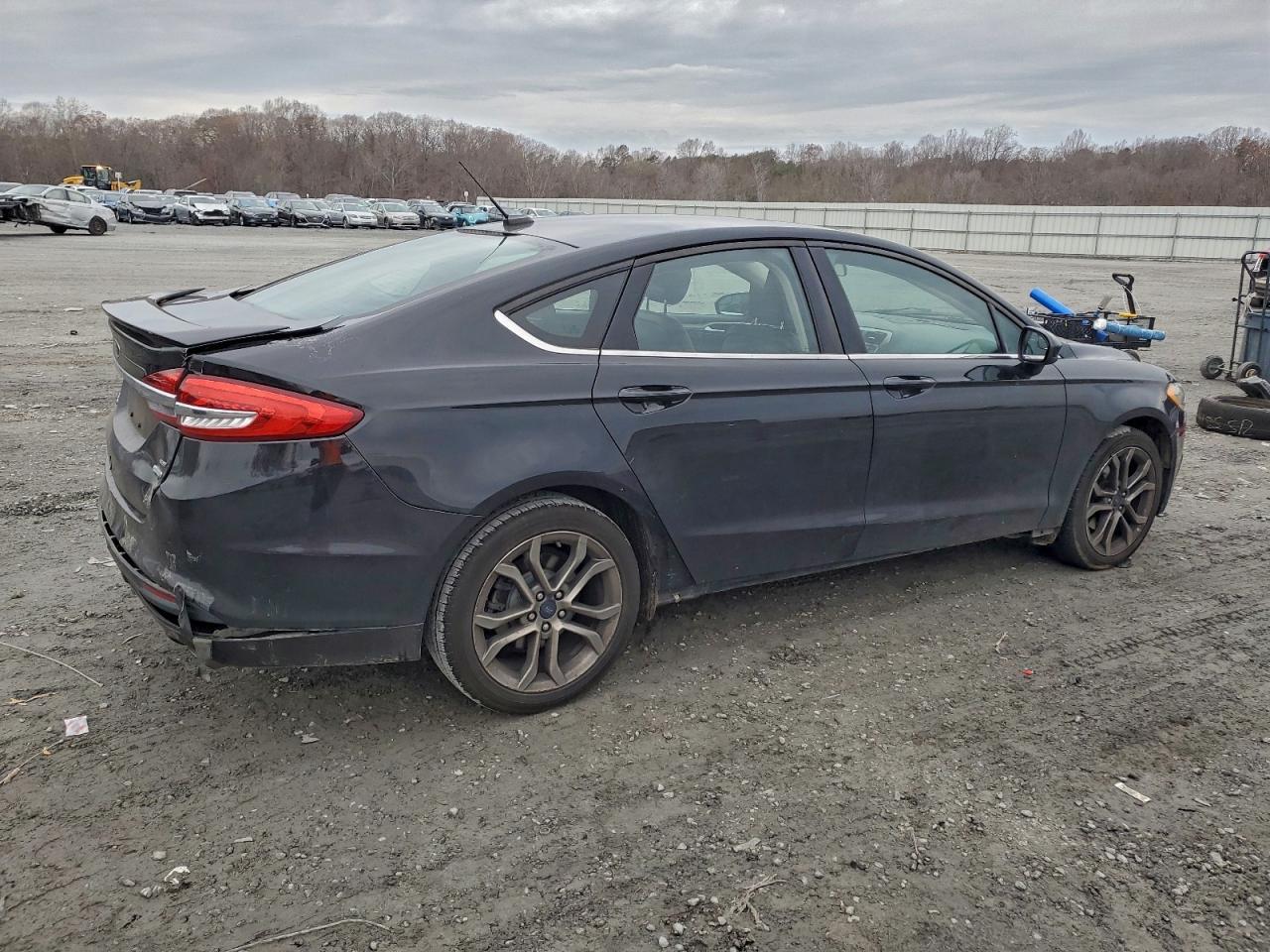 2017 FORD FUSION