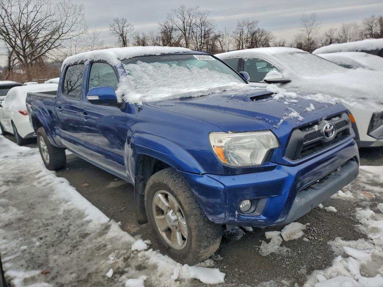 2015 TOYOTA TACOMA