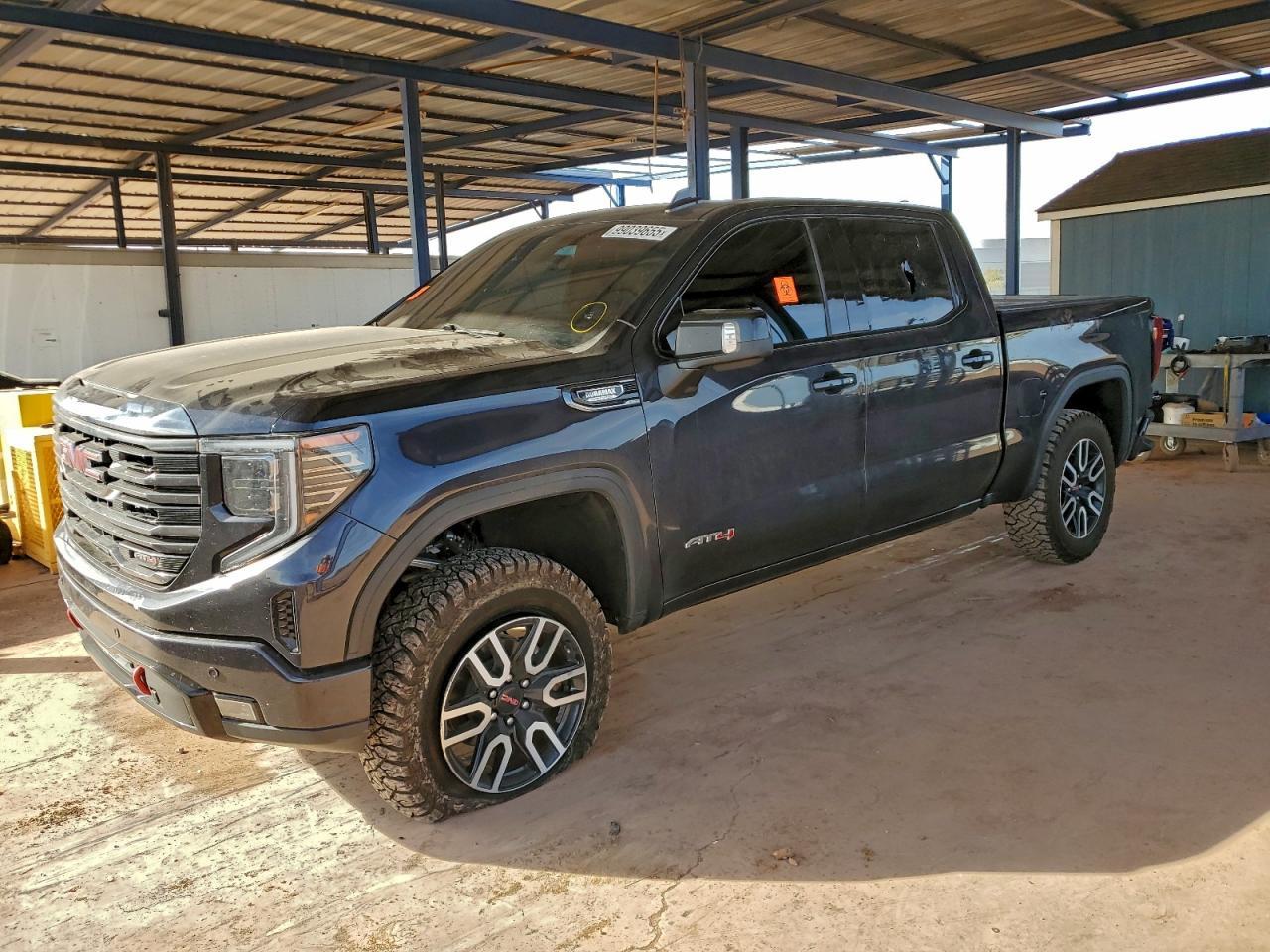 2023 GMC Sierra