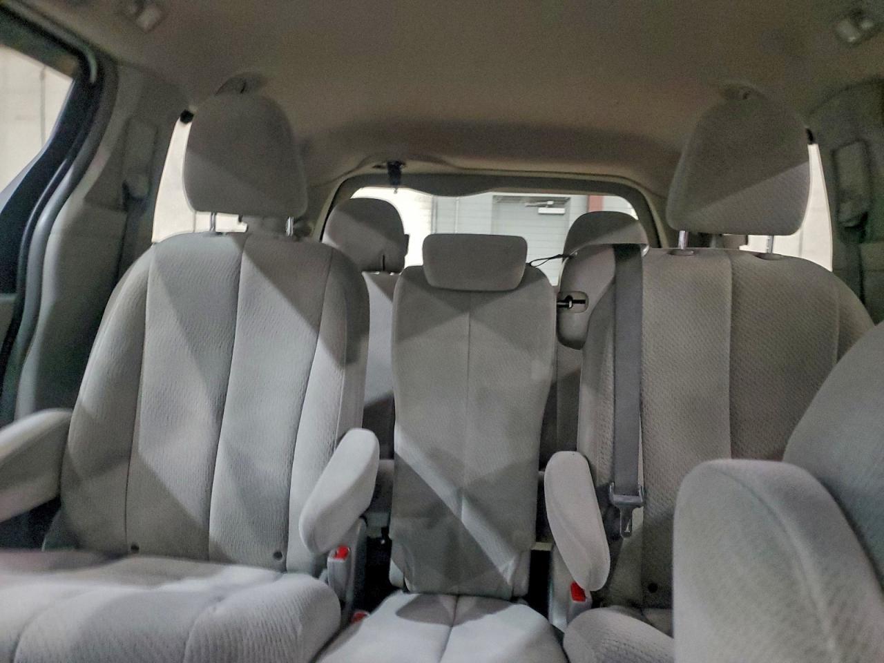 2014 TOYOTA SIENNA