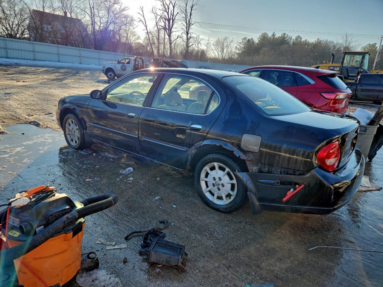 2001 NISSAN Maxima