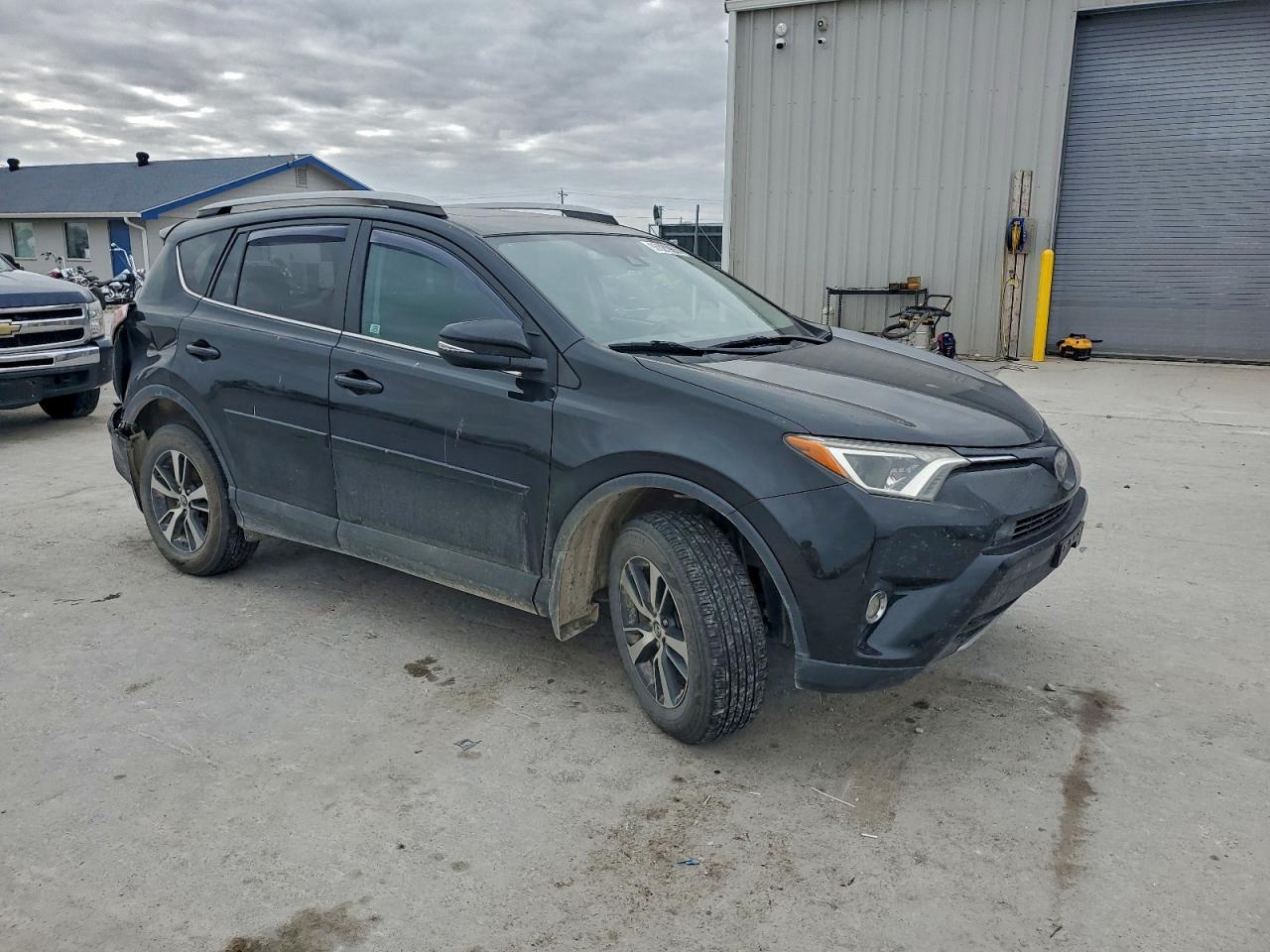 2017 TOYOTA RAV4
