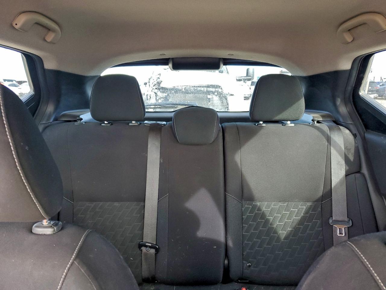 2021 NISSAN KICKS