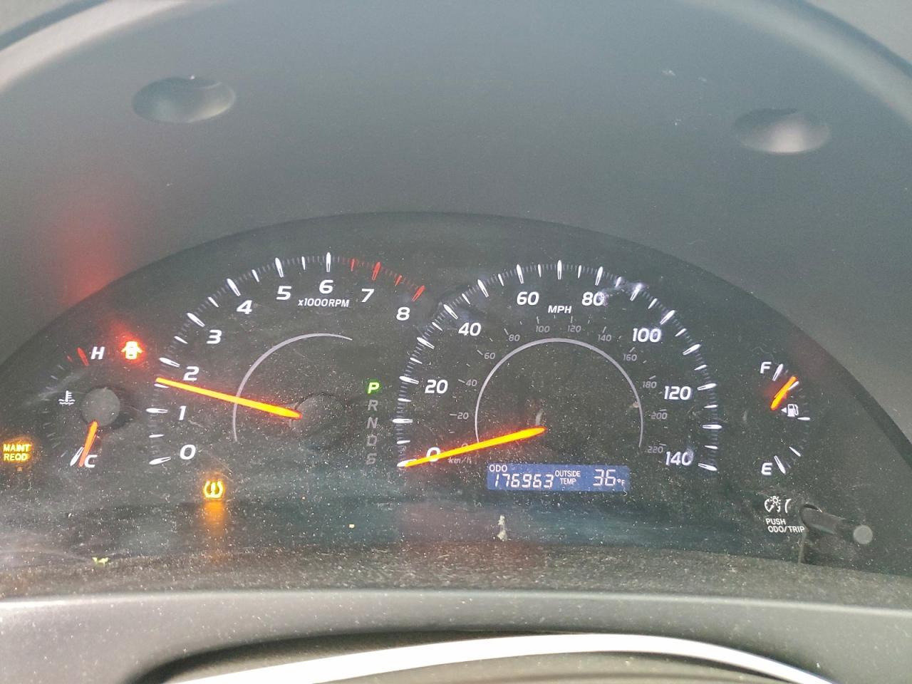 2011 TOYOTA CAMRY