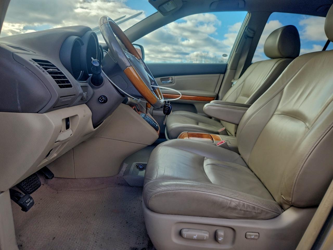 2004 LEXUS Rx 330