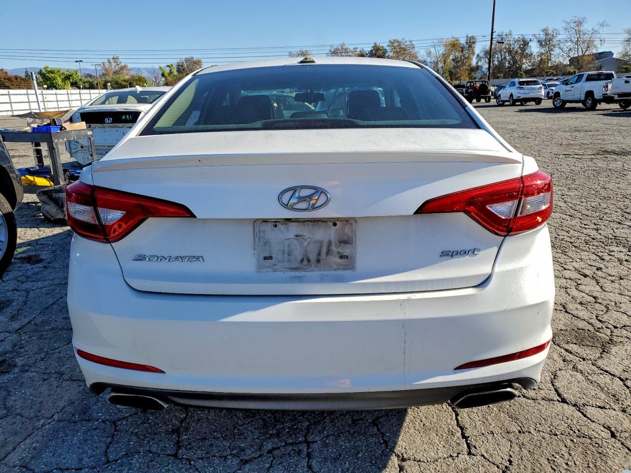 2016 HYUNDAI SONATA