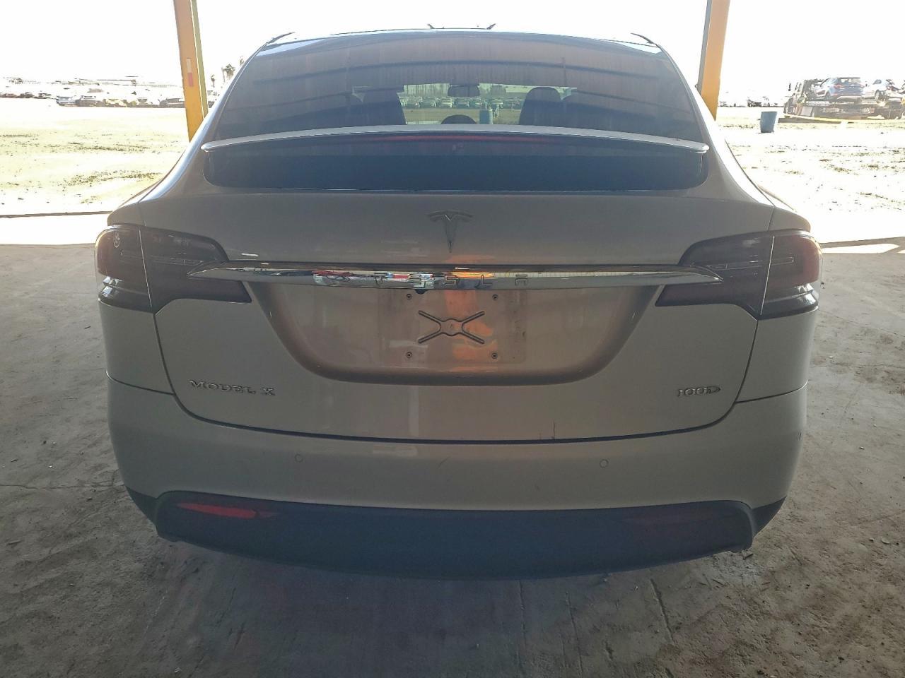 2018 TESLA MODEL X