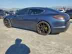 2010 PORSCHE Panamera